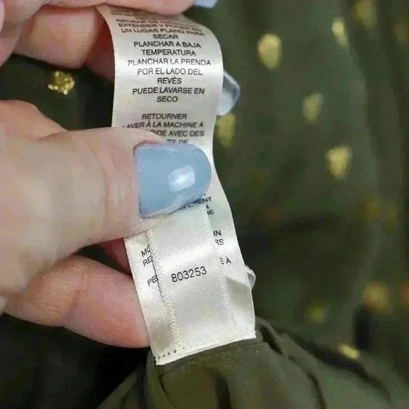 Chico's size 1 green w/gold thread dots;crushed velvet accents on shoulder lined - Picture 15 of 16